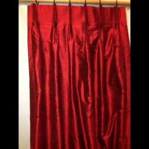Set of 4 silk drapes